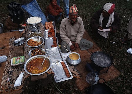 simsearch:851-02962320,k - Aliments décrochage, Népal Photographie de stock - Rights-Managed, Code: 851-02962336