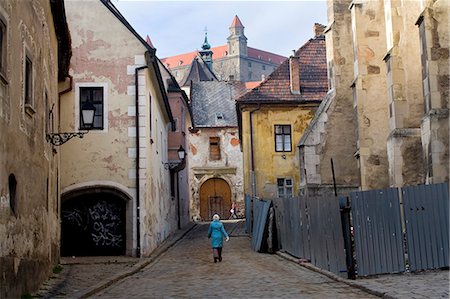 Vieille ville et le château de Bratislava, Bratislava, Slovaquie Photographie de stock - Rights-Managed, Code: 851-02962658