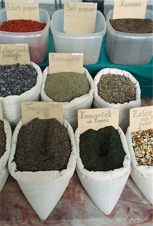 simsearch:851-02963232,k - Spices on local market,Salvador Stock Photo - Rights-Managed, Code: 851-02962684