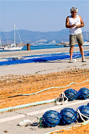 port de la selva - Fishermen in Port de la Selva,Costa Brava,Catalonia,Spain Stock Photo - Rights-Managed, Code: 851-02963100