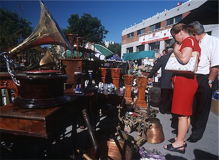 People looking at antiques at market,Madrid,Spain Stock Photo - Rights-Managed, Code: 851-02963162