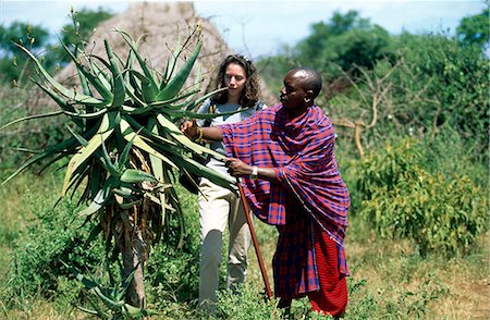 simsearch:851-02963288,k - guide Maasai prend touristiques à pied, la vallée du Rift Tanzanie Photographie de stock - Rights-Managed, Code: 851-02963280