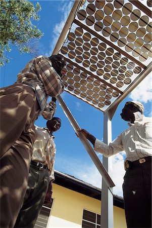 simsearch:851-02963280,k - Solar panels,Tanzania Foto de stock - Con derechos protegidos, Código: 851-02963312