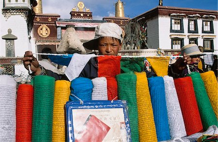 simsearch:851-02962517,k - Prayerflag seller with trading permit,Lhasa,Tibet. Foto de stock - Con derechos protegidos, Código: 851-02963539