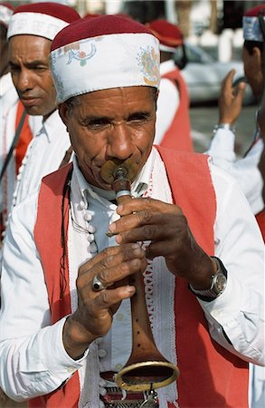 Musiciens folk tunisiens, Douz, Tunisie Photographie de stock - Rights-Managed, Code: 851-02963603