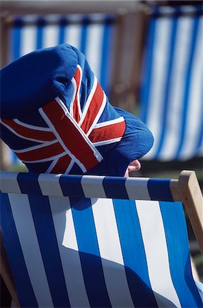 simsearch:851-02963669,k - Man in Union Jack hat in sunchair,Skegness,Linconshire,England,UK Foto de stock - Con derechos protegidos, Código: 851-02963877