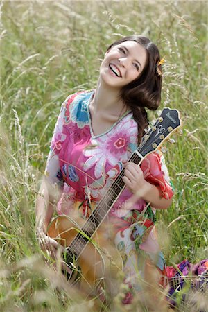 portrait hippies - Young woman in corn field Stock Photo - Rights-Managed, Code: 853-05523739