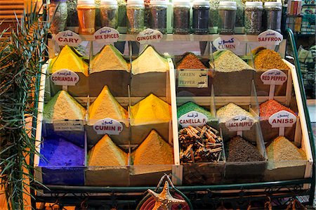 egypt aswan - Spices on a bazaar in Assuan, Egypt Stock Photo - Rights-Managed, Code: 853-07026717