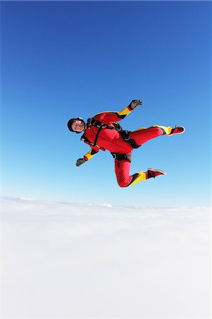 skydiver female - Skydiver in free fall, Honolulu, Hawaii, USA Stock Photo - Rights-Managed, Code: 853-07451050