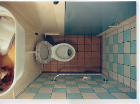 full room - Public toilet, elevated view Stock Photo - Rights-Managed, Code: 853-02913643