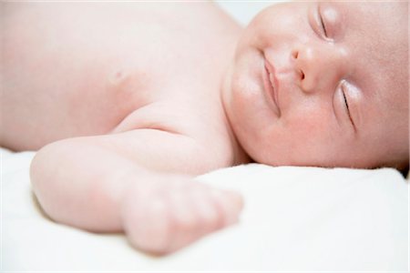 simsearch:853-03459152,k - Sommeil de bébé, gros plan Photographie de stock - Rights-Managed, Code: 853-03227842