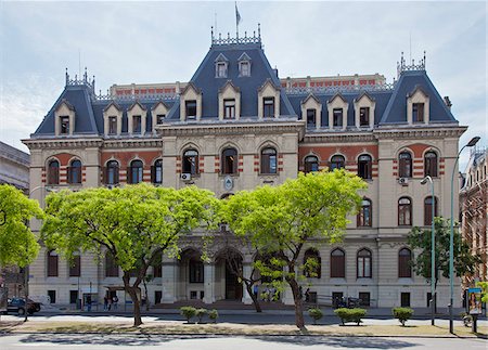 The imposing headquarters of the Ministry of Agriculture, Ganaderia in Buenos Aires. Stock Photo - Rights-Managed, Code: 862-05996671