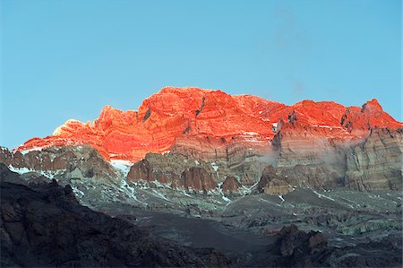 simsearch:862-05997287,k - South America, Argentina, The Andes, sunset on Aconcagua, 6962m, one of the Seven Summits Stock Photo - Rights-Managed, Code: 862-05996731