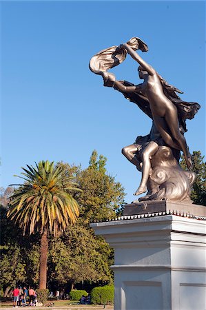 simsearch:862-05996697,k - South America, Argentina, Mendoza, statue in Parque General San Martin Stock Photo - Rights-Managed, Code: 862-05996742