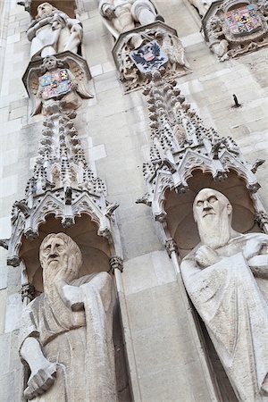 simsearch:862-05996843,k - Sculptures sur la façade de l'hôtel de ville dans le Bourg de carré, l'un des meilleurs endroits à voir à propos de médiévale de Bruges, Flandre, Belgique Photographie de stock - Rights-Managed, Code: 862-05996830