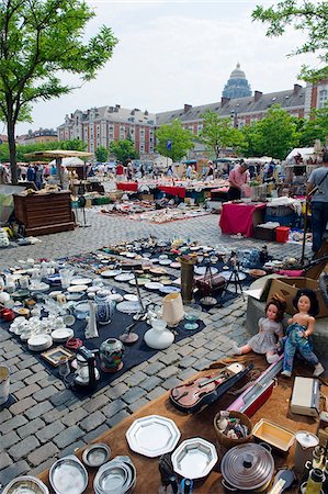Europe, Belgium, Brussels, Place du Jeu de Balle flea market Foto de stock - Con derechos protegidos, Código: 862-05996886