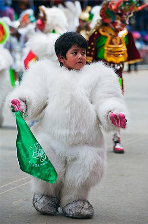South America, Bolivia, Oruro, Oruro Carnival; boy in costume Foto de stock - Con derechos protegidos, Código: 862-05997068