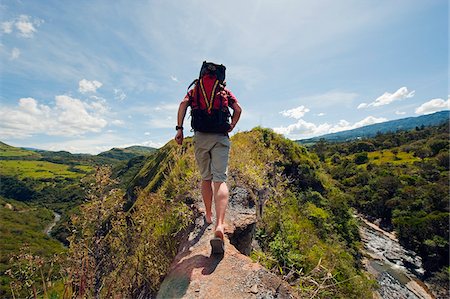 senderismo - South America, Colombia, Santa Sofia, hiker at Paso del Angel, near Villa de Leyva, (MR) Foto de stock - Con derechos protegidos, Código: 862-05997304