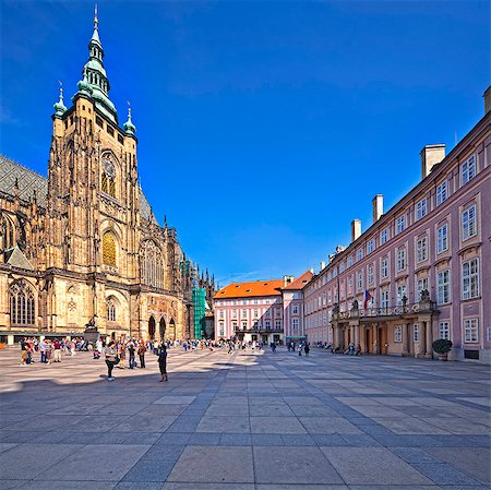 Europe, République tchèque, région de Bohême centrale, Prague. Château Hradcany et Cathédrale Saint-Guy Photographie de stock - Rights-Managed, Code: 862-05997432