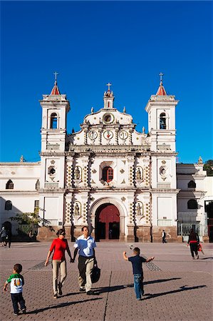 facade of colonial city - Central America, Honduras, Tegucigalpa (capital city), Iglesia Los Dolores Stock Photo - Rights-Managed, Code: 862-05997864