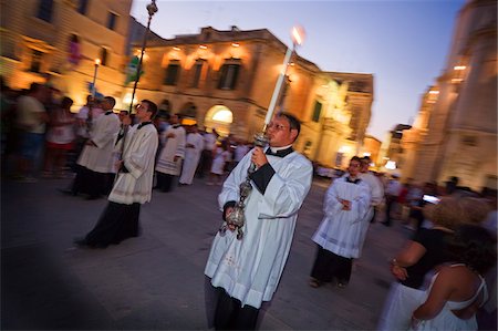 streets of italy - Italy, Apulia, Lecce district, Salentine Peninsula, Salento, Lecce, Sant'Oronzo feast. Stock Photo - Rights-Managed, Code: 862-05997954