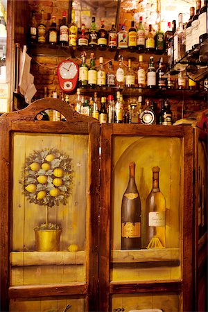 puccini - Italy, Tuscany, Lucca. Inside a typical local trattoria Stock Photo - Rights-Managed, Code: 862-05997987