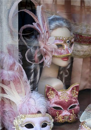 store vintage - Venetian masks, Venice, Veneto region, Italy Stock Photo - Rights-Managed, Code: 862-05998030