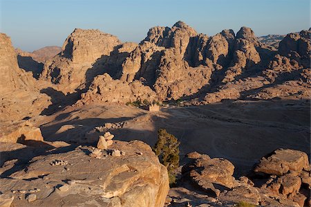 simsearch:862-05998313,k - Hiking to the High Place of Sacrifice ascending through Wadi al-Mahfur and descending through Wadi Farasa Stock Photo - Rights-Managed, Code: 862-05998308