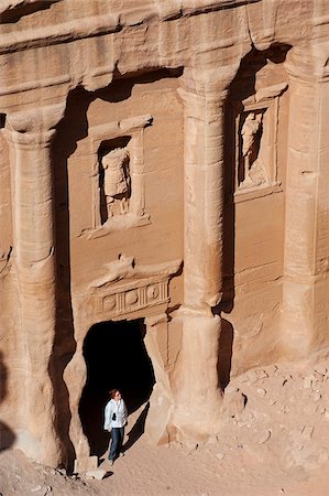 simsearch:862-05998330,k - Le Roman de soudure tombe, Wadi Graca, Petra, Jordanie Photographie de stock - Rights-Managed, Code: 862-05998314