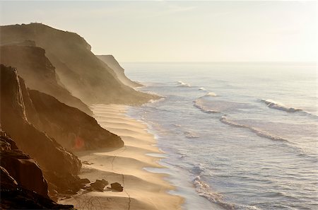 dramatizing - Bord de mer de Santa Cruz. Portugal Photographie de stock - Rights-Managed, Code: 862-05998924