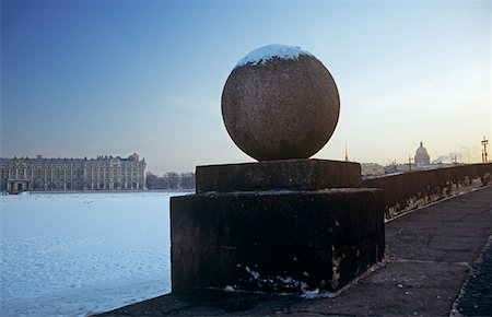 Russia, St.Petersburg. Across the frozen Neva river Foto de stock - Con derechos protegidos, Código: 862-05999029