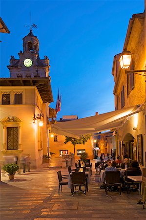 evening restaurant - Street cafe in the old Town of Alcudia, Majorca, Balearic Islands, Spain Stock Photo - Rights-Managed, Code: 862-05999428