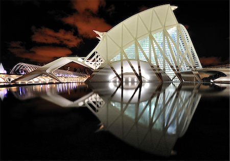 spain valencia - Europe, Spain, Valencia, A reflection of the Principe Felipe Science Museum. Stock Photo - Rights-Managed, Code: 862-05999494