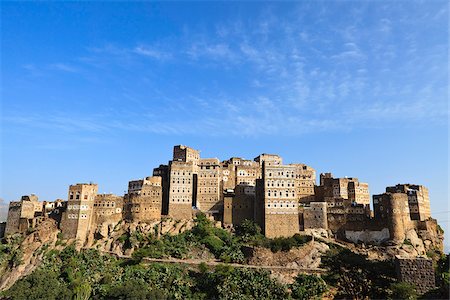 simsearch:862-05999703,k - Yemen, Sana'a Province, Haraz Mountains, Al Hajjarah. The old town shortly after sunrise. Stock Photo - Rights-Managed, Code: 862-05999727