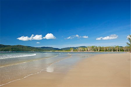 Australia, Queensland, Daintree.  View along Thornton Beach in Daintree National Park. Stock Photo - Rights-Managed, Code: 862-06540769