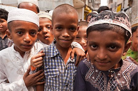 simsearch:862-06540776,k - Bangladesh, Dhaka. Young boys in Dhaka. Photographie de stock - Rights-Managed, Code: 862-06540776