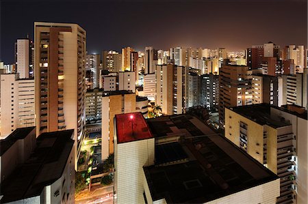 Fortaleza is the state capital of Ceará, located in Northeastern Brazil. Photographie de stock - Rights-Managed, Code: 862-06540789