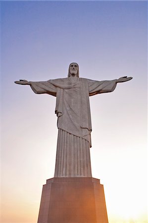 simsearch:862-06675805,k - South America, Brazil, Rio de Janeiro State, Rio de Janeiro city, Corcovado, The art deco Christ statue, Cristo Redentor, on Corcovado Stockbilder - Lizenzpflichtiges, Bildnummer: 862-06540965