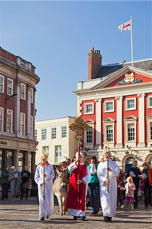 parada - United Kingdom, England, North Yorkshire, York. Palm Sunday procession from Mansion House to the Minster. Stock Photo - Rights-Managed, Code: 862-06541323