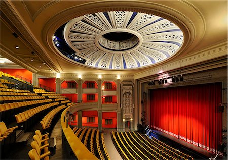 Europe, England, Derbyshire, Stoke On Trent, Regent Theatre Foto de stock - Con derechos protegidos, Código: 862-06541363