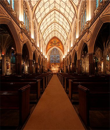 The Church Of The Immaculate Conception is located in Farm Street in Mayfair, London, England Foto de stock - Con derechos protegidos, Código: 862-06541386