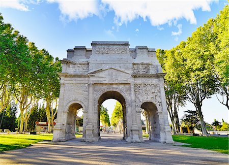 France, Provence, Orange, Triumphal Arch Foto de stock - Con derechos protegidos, Código: 862-06541551