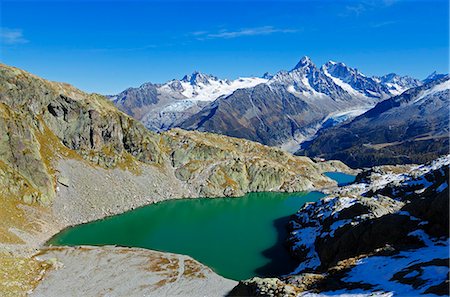 simsearch:862-03711424,k - Europe, France, French Alps, Haute Savoie, Chamonix, Lac Blanc Foto de stock - Con derechos protegidos, Código: 862-06541572