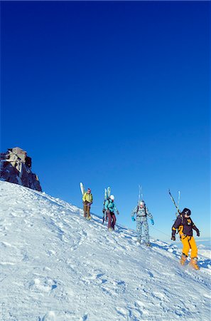 simsearch:862-06541667,k - Europe, France, French Alps, Haute Savoie, Chamonix, Aiguille du Midi, skiers walking on the ridge in Vallee Blanche Stock Photo - Rights-Managed, Code: 862-06541648