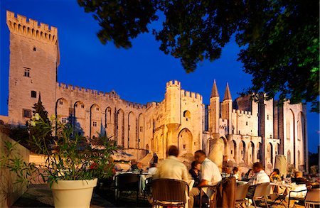 The Palais des Papes is one of the largest and most important medieval Gothic buildings in Europe, Avignon, France Stock Photo - Rights-Managed, Code: 862-06541695