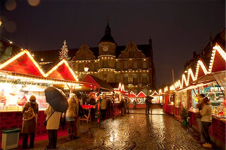 Dusseldorf, North Rhine Westphalia, Germany, The old town square during Christmas Stock Photo - Rights-Managed, Code: 862-06541765