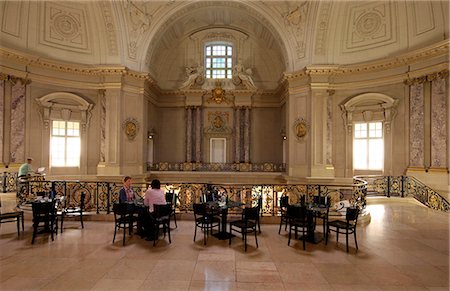 Entrance hall of the Bode Museum in Berlin on the musuem island, Germany Foto de stock - Con derechos protegidos, Código: 862-06541808