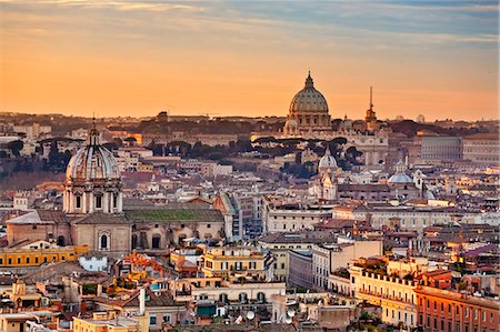 saint peter's dome - View from the top of Vittoriano, Rome, Lazio, Italy, Europe. Stock Photo - Rights-Managed, Code: 862-06541996