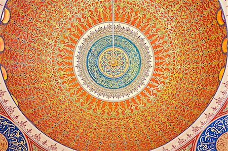 simsearch:862-06542328,k - Lebanon, Beirut. Ceiling detail in the Mohammed AlAmin Mosque. Stock Photo - Rights-Managed, Code: 862-06542321