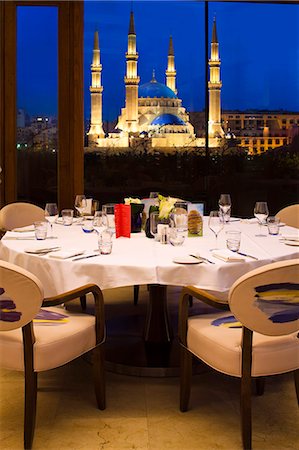 simsearch:862-06542341,k - Lebanon, Beirut. Indigo Restaurant at the Le Gray Hotel. Stockbilder - Lizenzpflichtiges, Bildnummer: 862-06542330